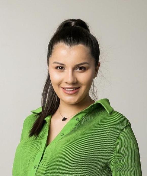 Lili  Nalbandyan 